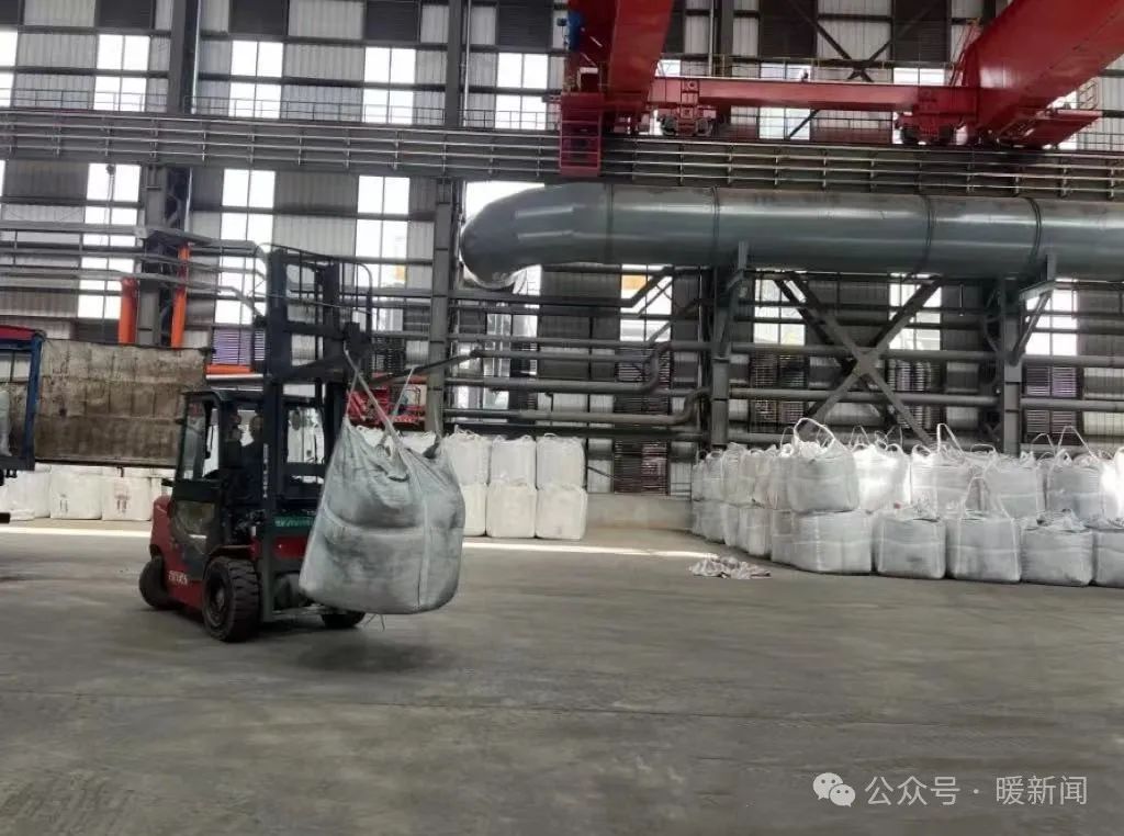 总投资2715亿元！鄂尔多斯首个锂离子电池负极材料项目即将投产(图2)