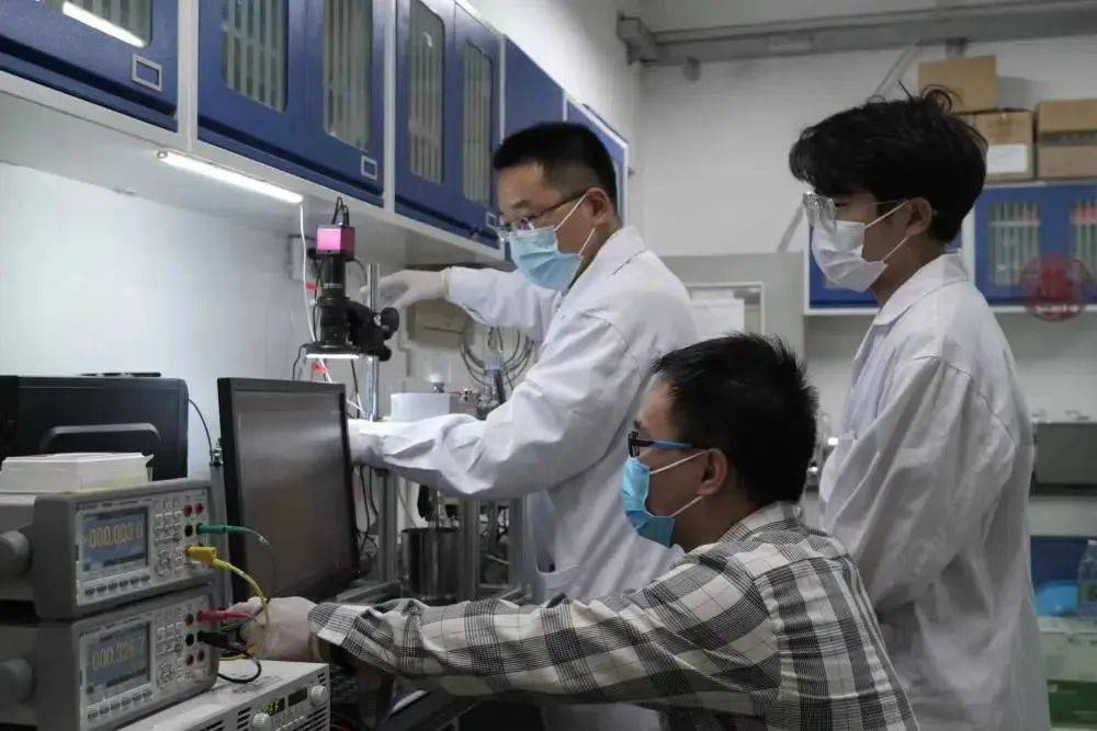 2024中国电池展我国科学家刷新纪录！锂电池安全性有望提升(图1)