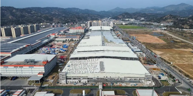 宁德时代又一超级电池工厂即将投产(图1)