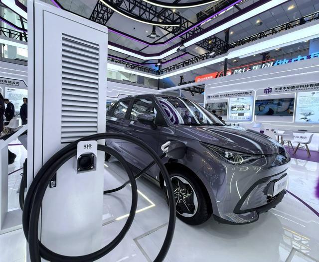 eVTOL、人形机器人、电动船舶……超230家参展商携明星产品亮相2025动力电池应用生态展览会(图7)