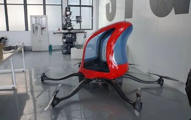 中国飞天狂人造出全球首架“空中的士”(图7)